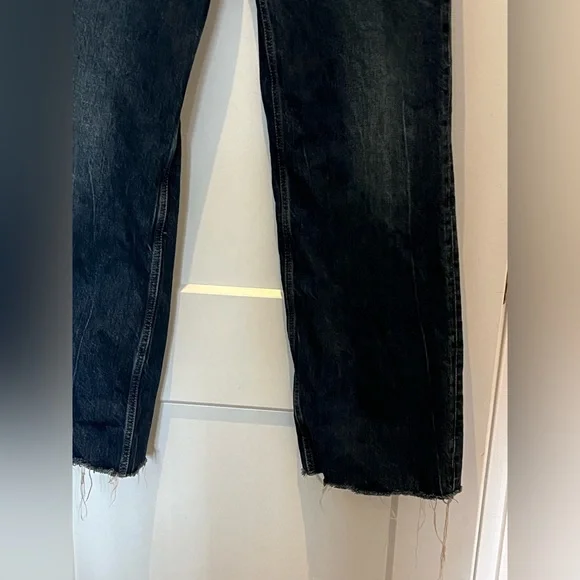Zara High Rise Wide Straight Leg Denim Jeans Cotton Lyocell 10 - Picture 2 of 7